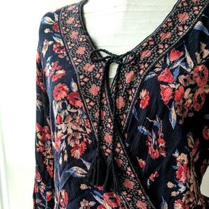 Hollister XS Navy Blue Floral Peasant Top with Tassle Ties